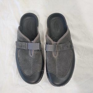 Earth Clogs Black/Grey Woman's 10B